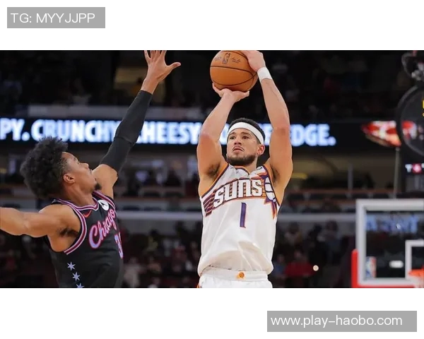 布克第三节狂砍16分全场31分4板3助伤退末节遗憾未能继续拼搏 布克第三节狂砍16分全场31分4板3助伤退末节遗憾未能继续拼搏